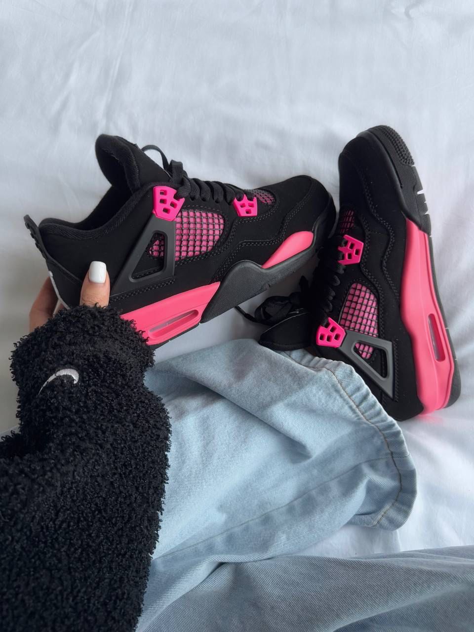 Nike Air Jordan Retro Pink Thunder