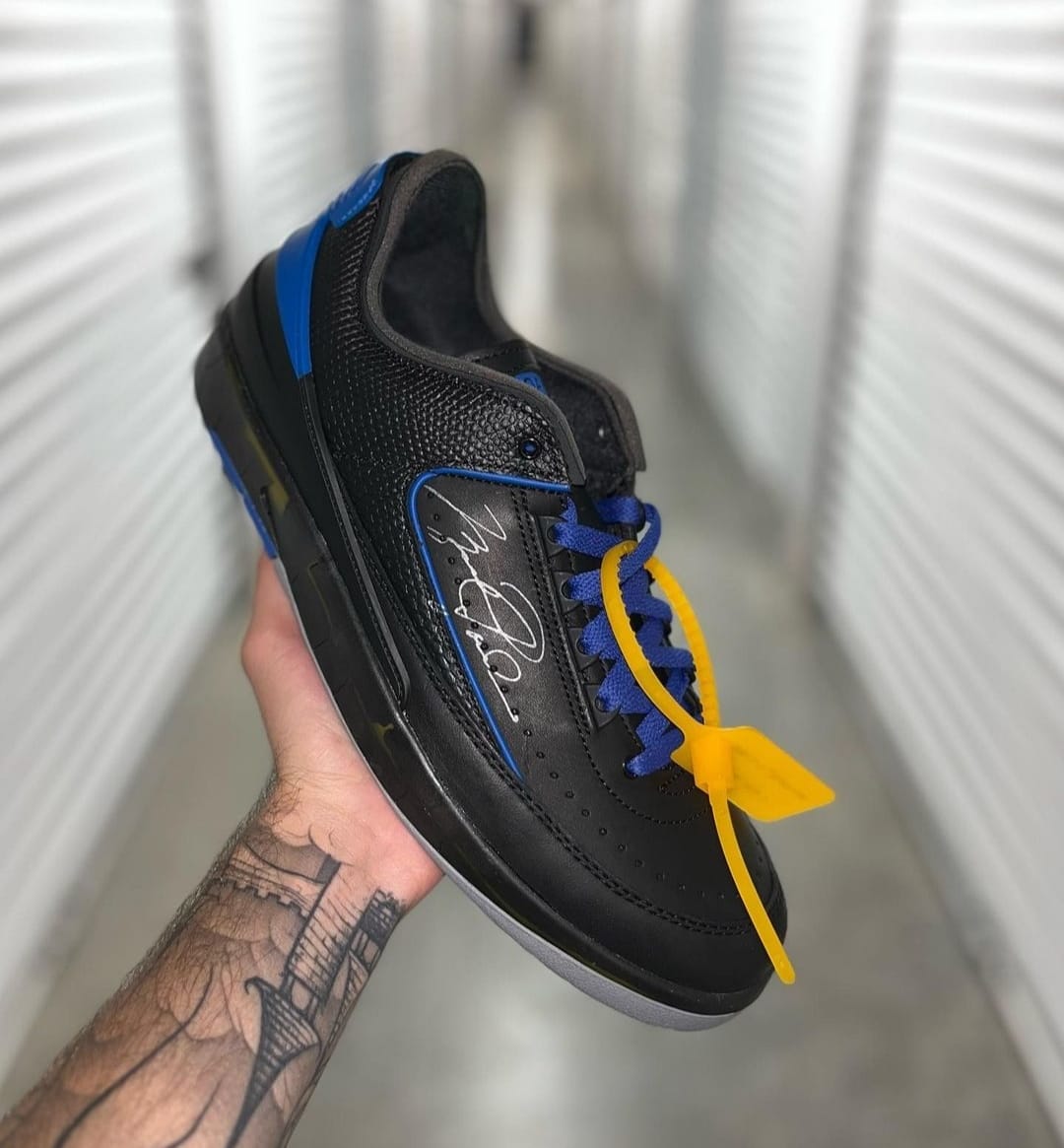 Jordan 2 Low SP off white Black Varsity Royal